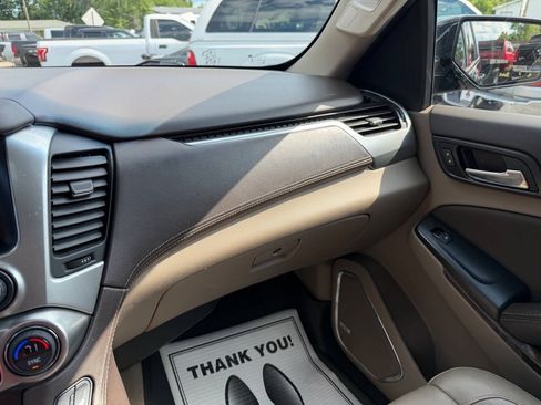 Used 2019 Chevrolet Tahoe LT w/ Luxury Package AWD/4WD image 53