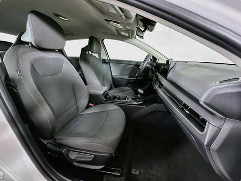Used 2025 Kia K4 FWD image 30