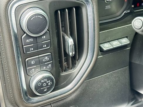 Used 2019 GMC Sierra 1500 Denali w/ Technology Package AWD/4WD image 10