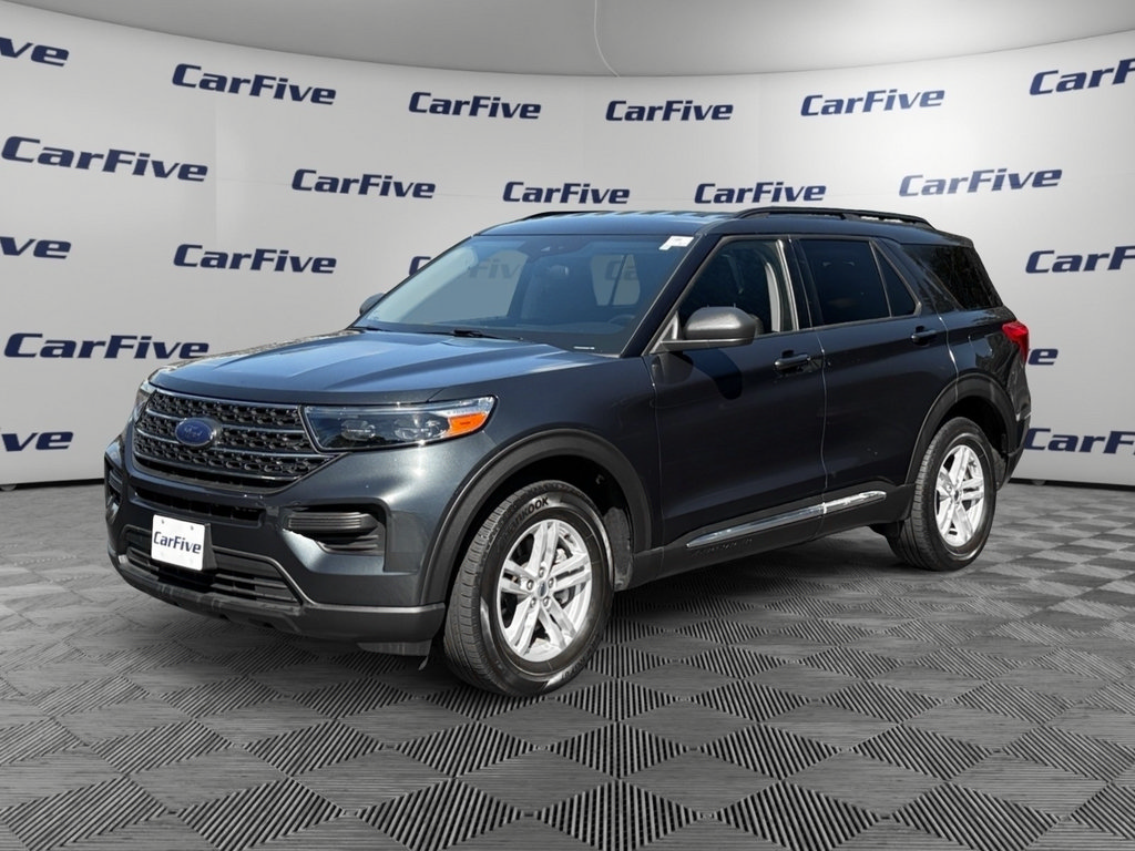 Used 2023 Ford Explorer XLT AWD/4WD image 1