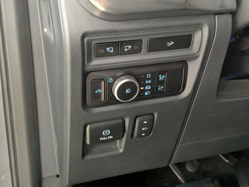 Used 2023 Ford F150 Lariat w/ FX4 Off-Road Package image 15