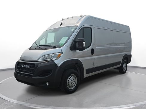 Used 2025 RAM ProMaster 2500 w/ Convenience Group FWD image 1