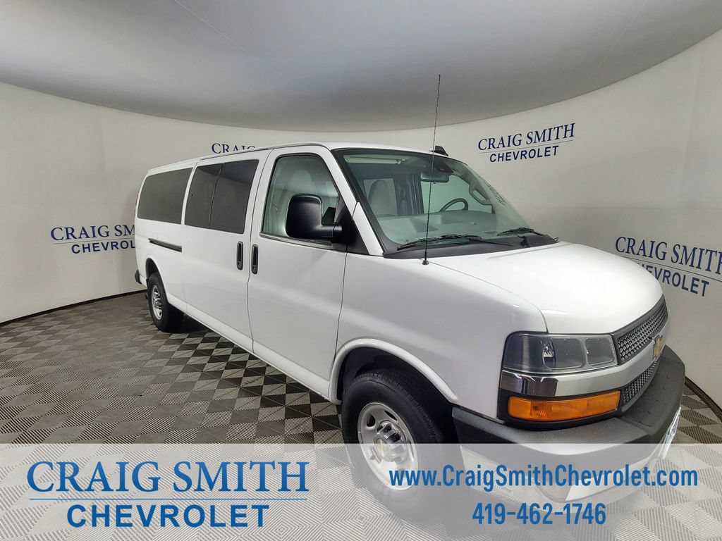 Used 2024 Chevrolet Express 3500 LT w/ LT Preferred Equipment Group RWD image 9