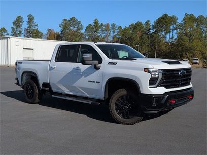 New 2025 Chevrolet Silverado 2500 LT w/ Trail Boss Package