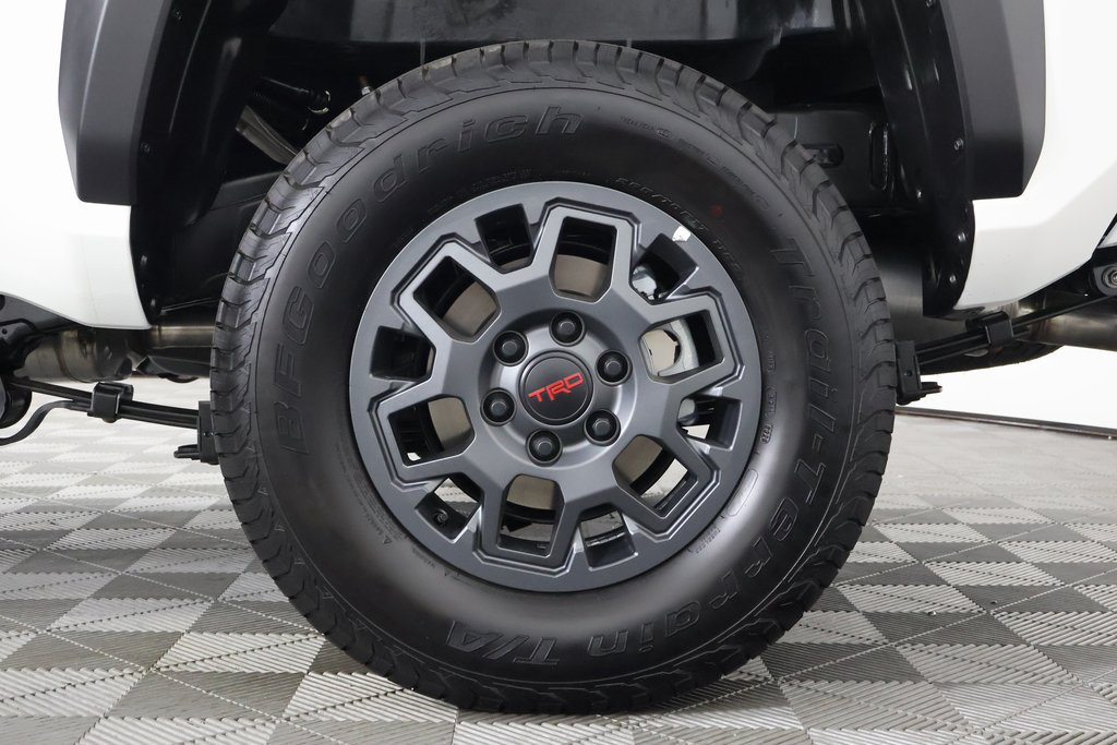 Used 2026 Toyota Tacoma SR5 RWD image 14