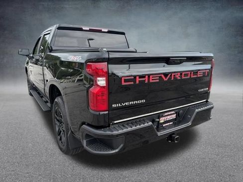 Used 2024 Chevrolet Silverado 1500 Custom AWD/4WD image 9