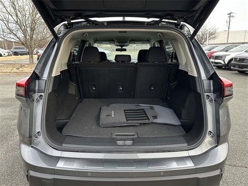 New 2026 Nissan Rogue SV w/ Cold Weather Package image 12