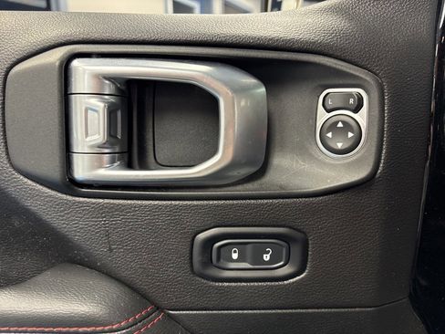 Used 2020 Jeep Gladiator Rubicon image 24