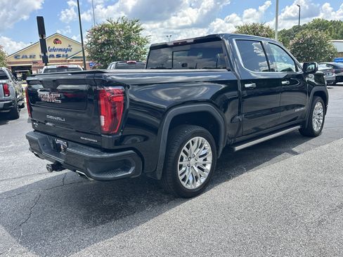Used 2019 GMC Sierra 1500 Denali w/ Denali Ultimate Package AWD/4WD image 8