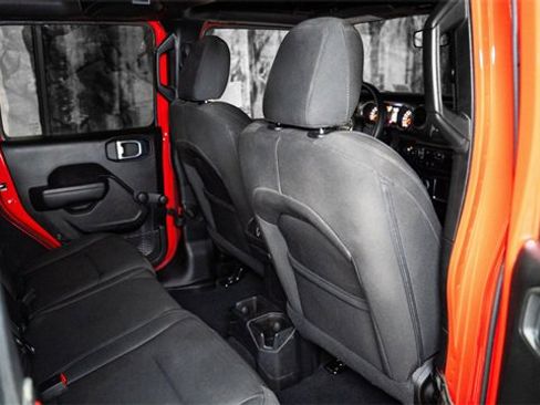 Used 2023 Jeep Wrangler Unlimited Sport image 17