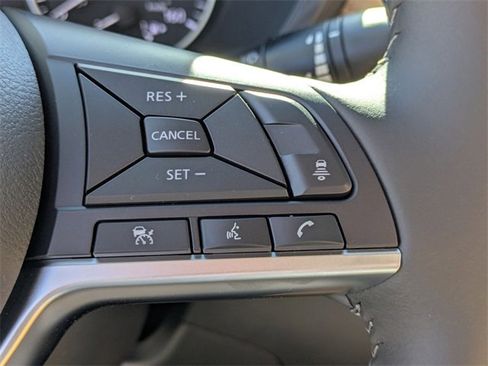 New 2025 Nissan Sentra SV w/ SV Premium Package image 18