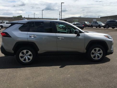 Used 2023 Toyota RAV4 LE AWD/4WD image 8
