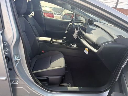 New 2026 Toyota Prius LE image 42