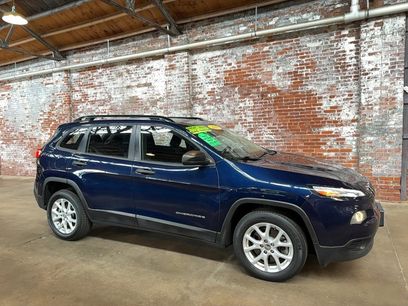 Used 2015 Jeep Cherokee Sport w/ Sport Appearance Group