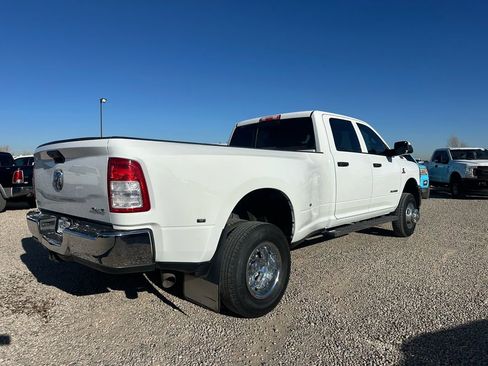 Used 2021 RAM 3500 Tradesman image 11