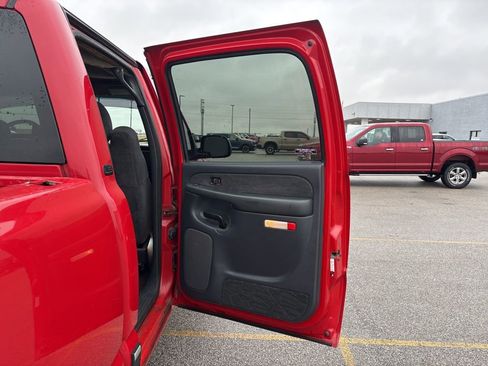 Used 2001 Chevrolet Silverado 1500 LS image 12