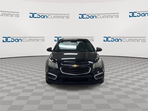 Used 2015 Chevrolet Cruze LS image 3