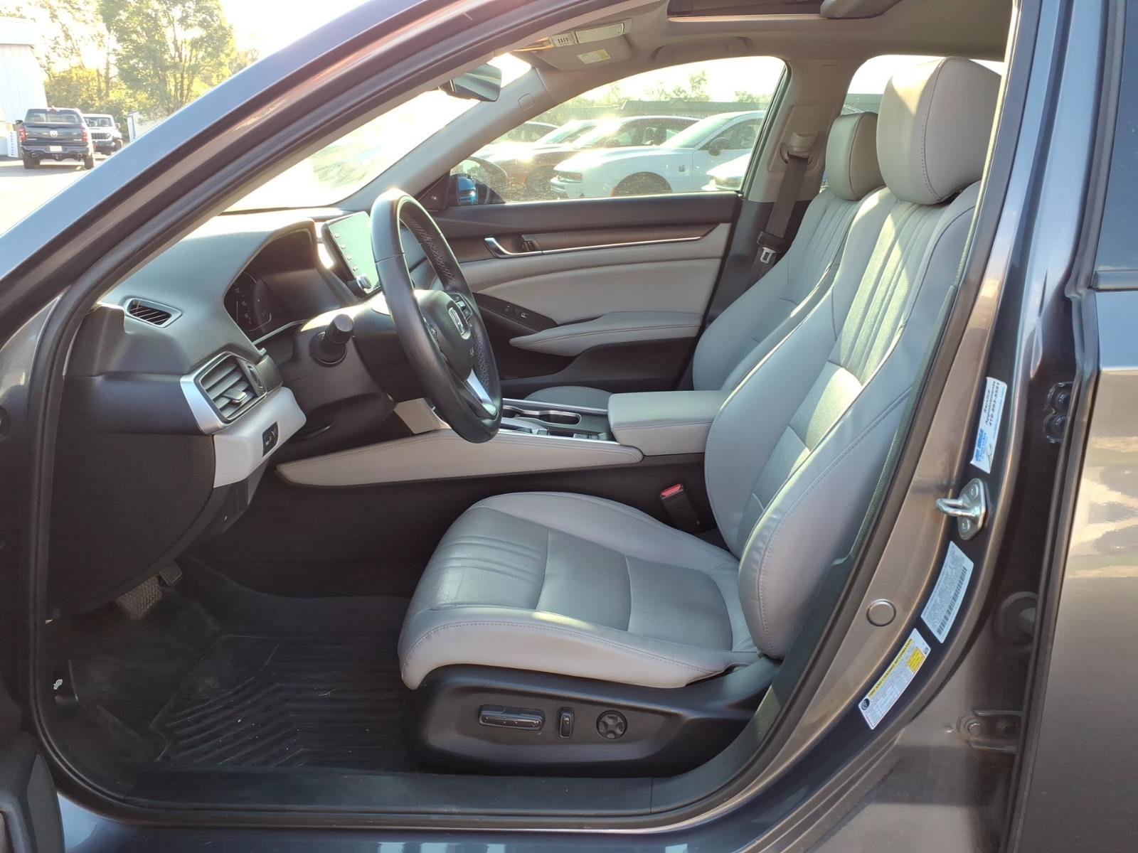 Used 2018 Honda Accord EX-L image 13