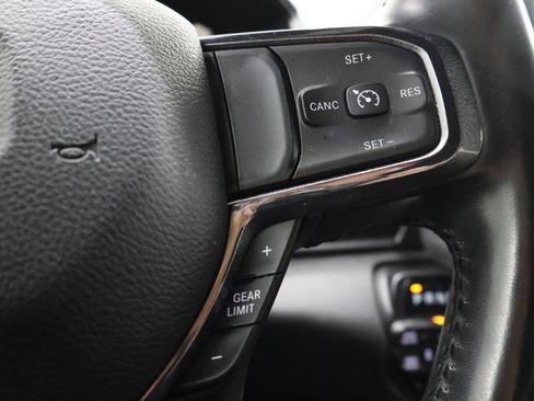 Used 2021 RAM 1500 Big Horn w/ Built-to-serve Edition image 14