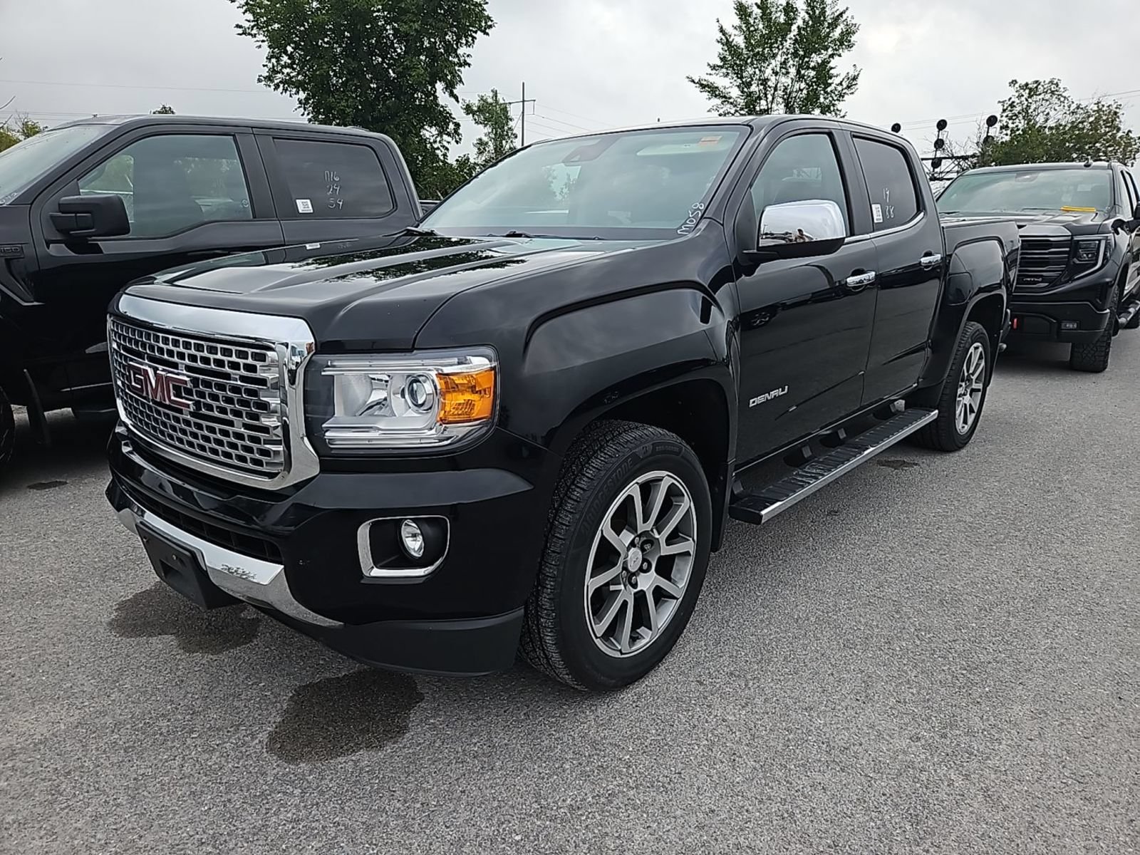 Used 2019 GMC Canyon Denali AWD/4WD image 1