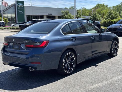 Used 2026 BMW 330i xDrive Sedan AWD/4WD image 5