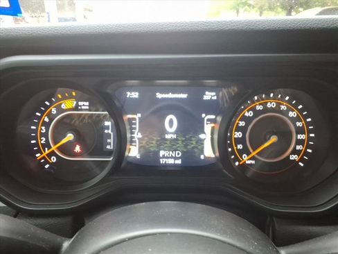 Used 2024 Jeep Wrangler Sport S image 14