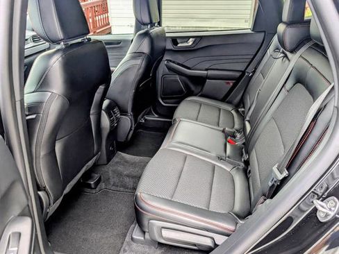 Used 2025 Ford Escape ST-Line w/ Cold Weather Package FWD image 14