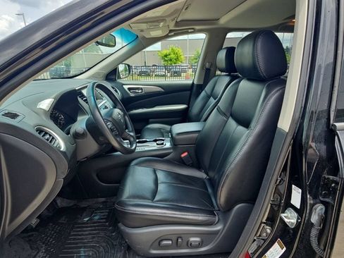 Used 2018 Nissan Pathfinder SL w/ SL Premium Package AWD/4WD image 12