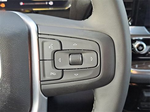 Used 2025 GMC Sierra 1500 Elevation image 20