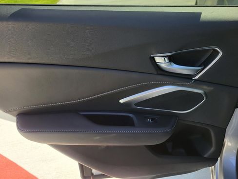 New 2026 Acura RDX SH-AWD image 13