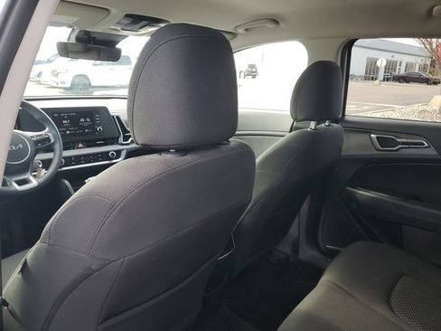 Certified 2023 Kia Sportage LX image 9