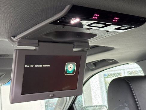 Used 2020 Chevrolet Tahoe Premier image 18