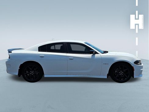 Used 2021 Dodge Charger R/T w/ Blacktop Package RWD image 3