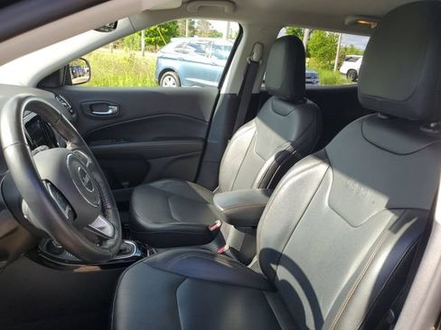 Used 2019 Jeep Compass Limited w/ Safety & Security Group AWD/4WD image 17
