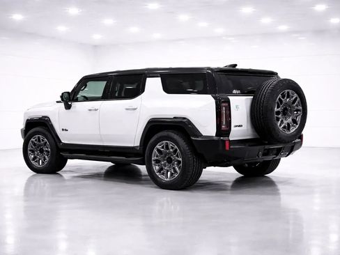 Used 2025 GMC Hummer EV 3X AWD/4WD image 3