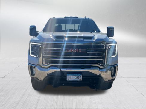 Used 2021 GMC Sierra 3500 SLT w/ SLT Convenience Package image 7