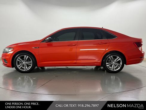 Used 2020 Volkswagen Jetta R-Line FWD image 9