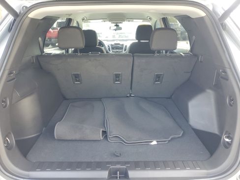 Used 2024 Chevrolet Equinox LT FWD image 9