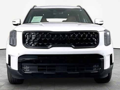 Certified 2025 Kia Telluride SX Prestige X-Line AWD/4WD image 2