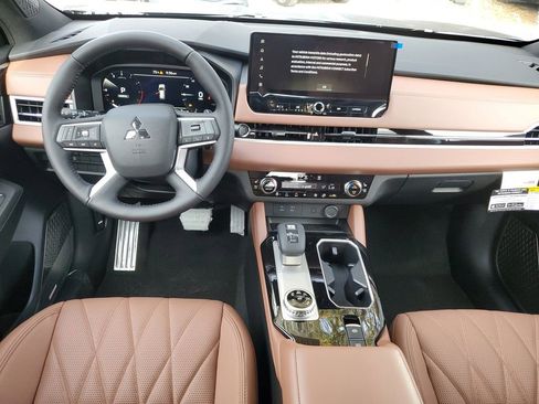 New 2026 Mitsubishi Outlander SEL FWD image 9