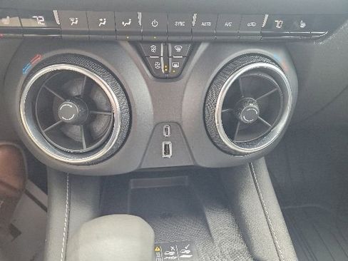 Used 2024 Chevrolet Blazer LT w/ Convenience Package AWD/4WD image 37