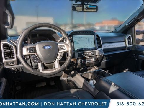 Used 2022 Ford F250 Platinum w/ FX4 Off-Road Package image 29