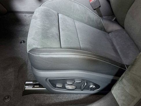 New 2025 Porsche Taycan Turbo GT image 15