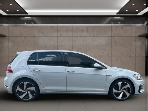 Used 2019 Volkswagen Golf 4-Door FWD image 7