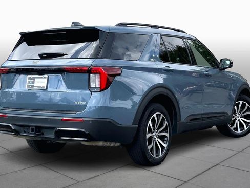 Used 2025 Ford Explorer ST-Line image 13