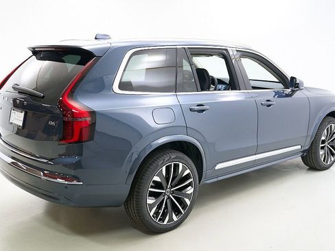 New 2026 Volvo XC90 B6 Plus w/ Protection Package AWD/4WD image 9