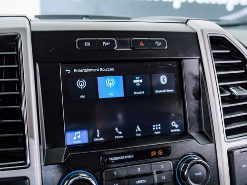 Used 2019 Ford F250 Lariat w/ Lariat Value Package image 22