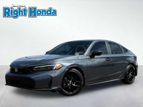Used 2025 Honda Civic Sport image 2