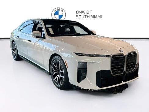 New 2027 BMW 740i w/ Executive Package RWD image 1