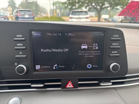 Certified 2023 Hyundai Elantra SEL FWD image 30